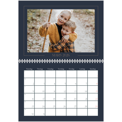 Fotokalender A4 dobbel (30 x 40 cm) — Prøyssisk blå [Mars]