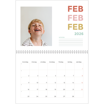 Fotokalender A4 dobbel (30 x 40 cm) — Fargerike fonter [Februar]