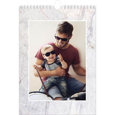 Fotokalender A4 (20 x 30 cm) — Marmorbakgrunn [kalender-forside]