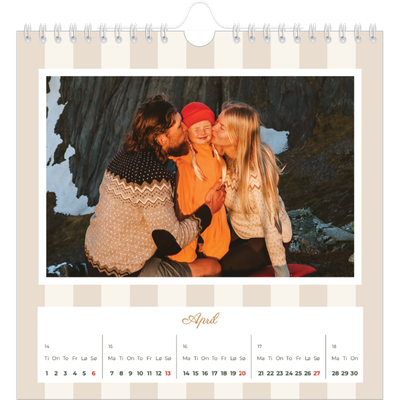 Månedskalender kvadratisk — Skrift og striper [April]