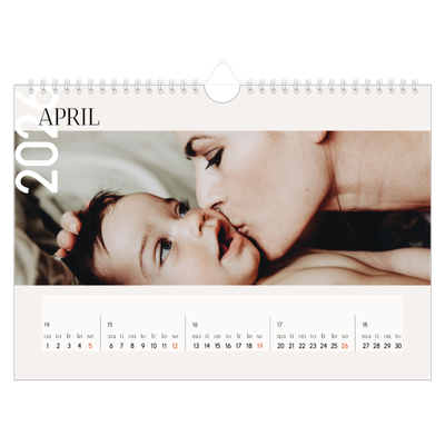 Fotokalender A4 — Overlappende tekst [April]