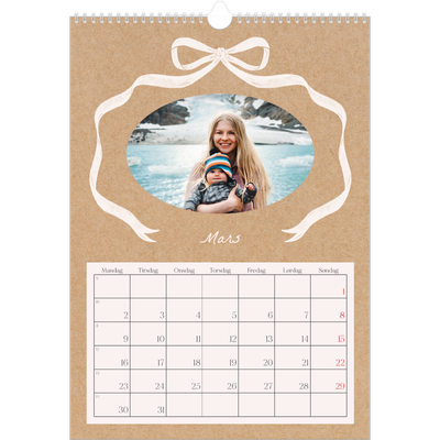 A3 Månedskalender — Ramme med sløyfe [Mars]