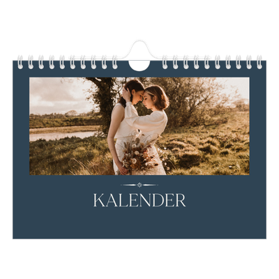 Fotokalender A5 — Skifer & seriffer [kalender-forside]