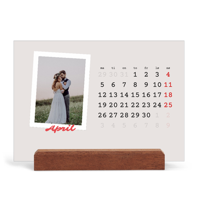 Bordkalender med trestativ - Liggende  — Signert trykk [April]