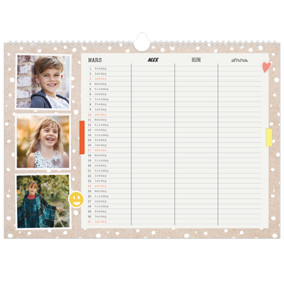 Familiekalender A3 Liggande — Rustikk planlegger - Familie på 3 [Mars]