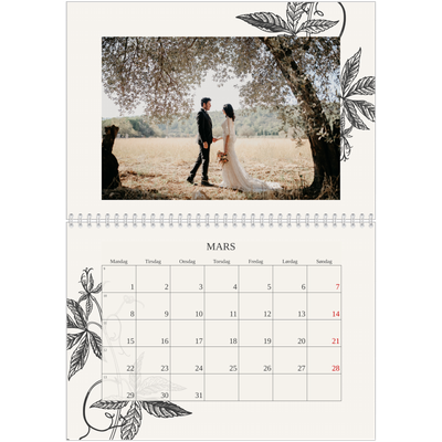 Fotokalender A4 dobbel (30 x 40 cm) — Blekk & blomst [Mars]