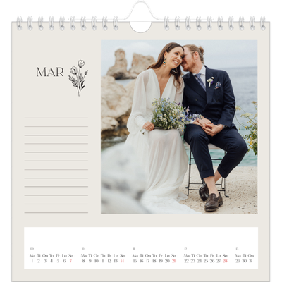 Månedskalender kvadratisk — Initialer i blomst [Mars]