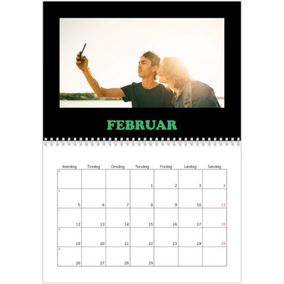 Fotokalender A4 dobbel (30 x 40 cm) — Morsom typografi [Februar]