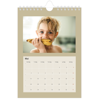 Fotokalender A5 — Kalender i jordtoner [kalender-forside]