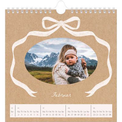 Månedskalender kvadratisk — Ramme med sløyfe [Februar]